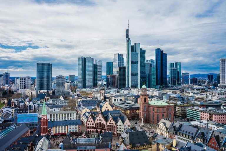 frankfurt-c-pixabay