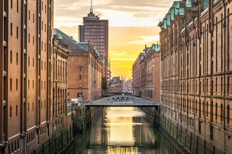 hamburg-1-c-pixabay